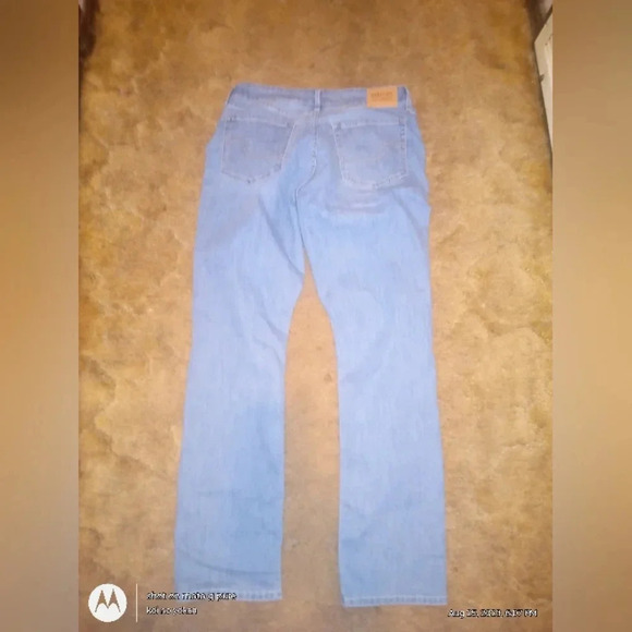 Signature by Levi Strauss & Co. Gold Label Midrise Straight Leg Jeans 6/28 - Picture 3 of 11